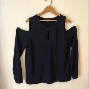 Banana republic cold shoulder top